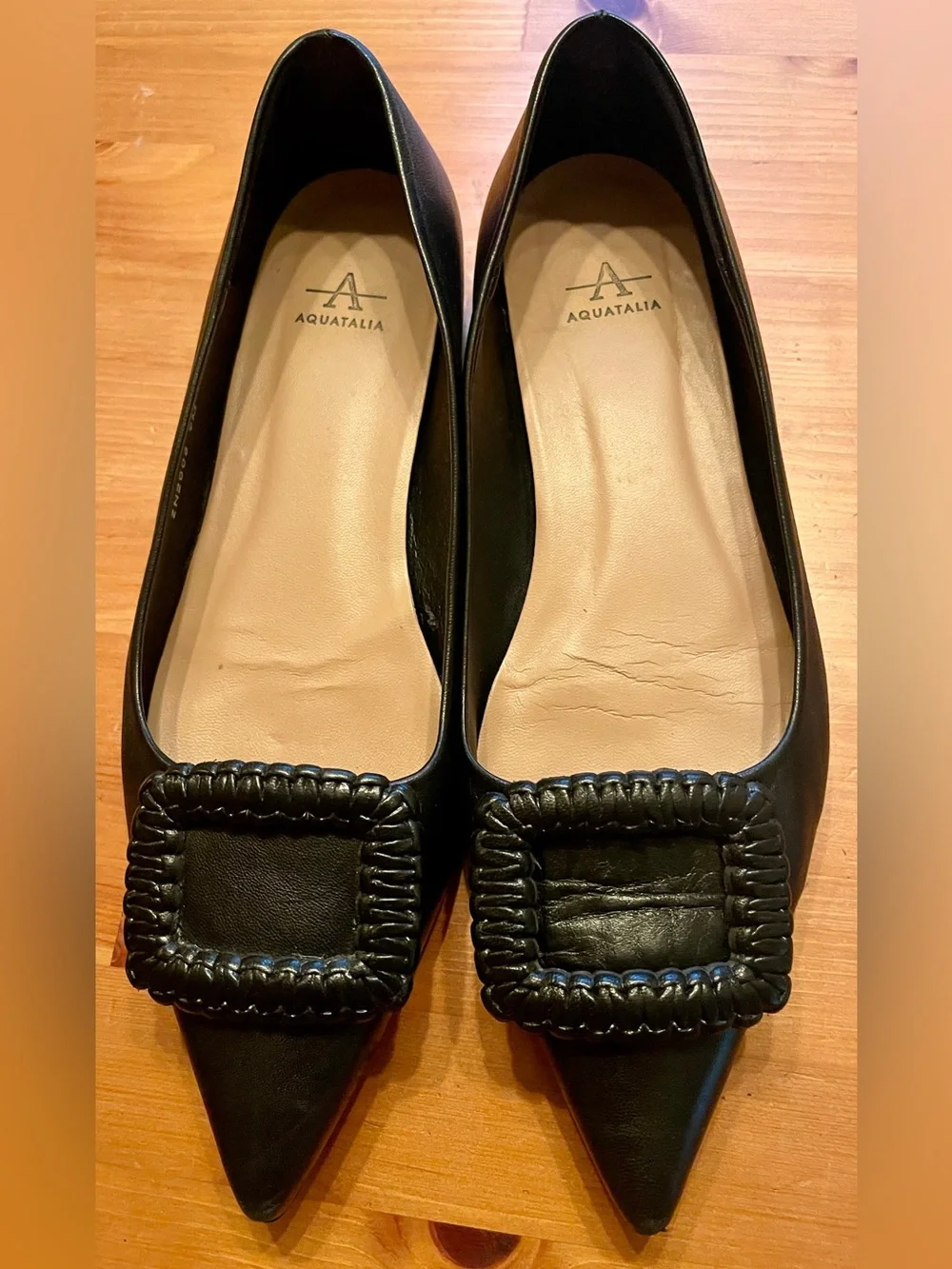 Aquatalia Jena Black Leather Pointed Toe Flats Shoes Buckle Accent Sz 8.5-9